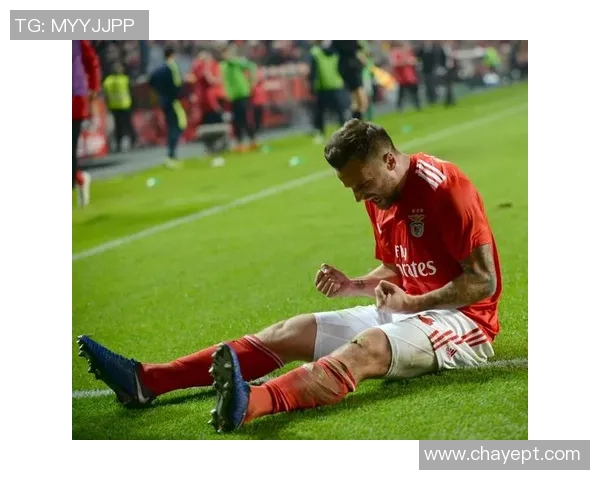 曼联与本菲卡欧冠对决精彩录像回顾与赛后分析