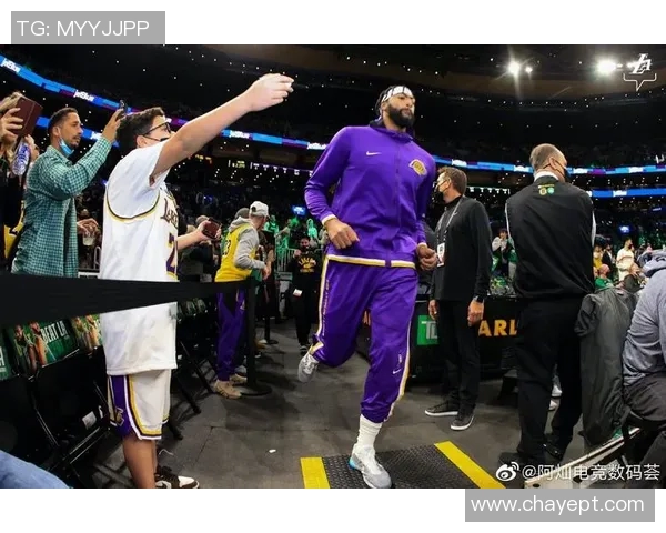 湖人对阵活塞精彩赛事在线直播全程回顾与分析 湖人对阵活塞精彩赛事在线直播全程回顾与分析