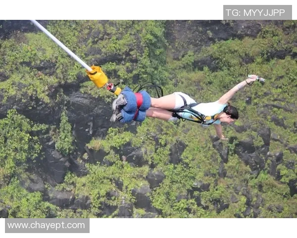 重庆攀岩队在极限运动联赛中的默契配合与精彩表现分析 重庆攀岩队在极限运动联赛中的默契配合与精彩表现分析