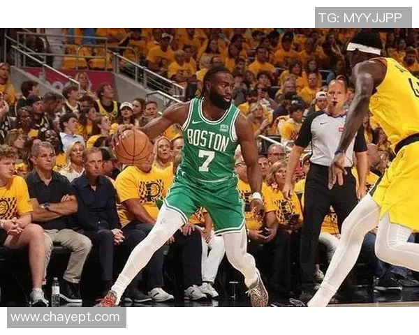 克劳利队与朴次茅斯队激战正酣精彩对决引发球迷热议